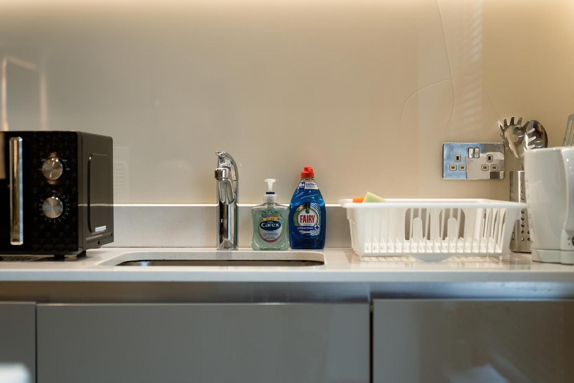 Вилла 2Bed House Twickenham With Private Garden Экстерьер фото
