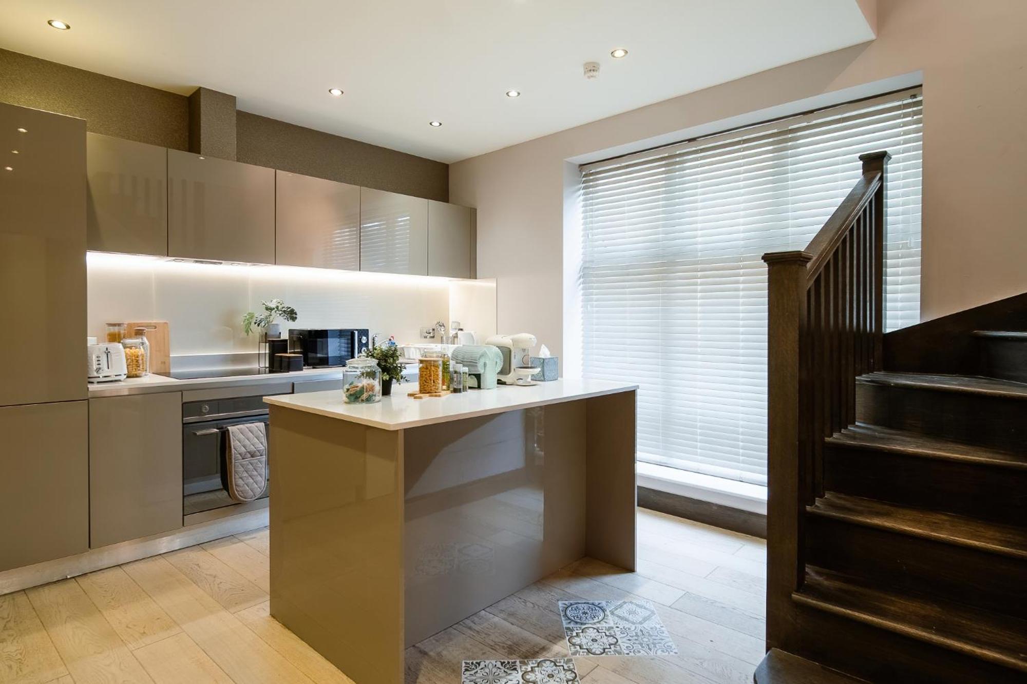 Вилла 2Bed House Twickenham With Private Garden Экстерьер фото