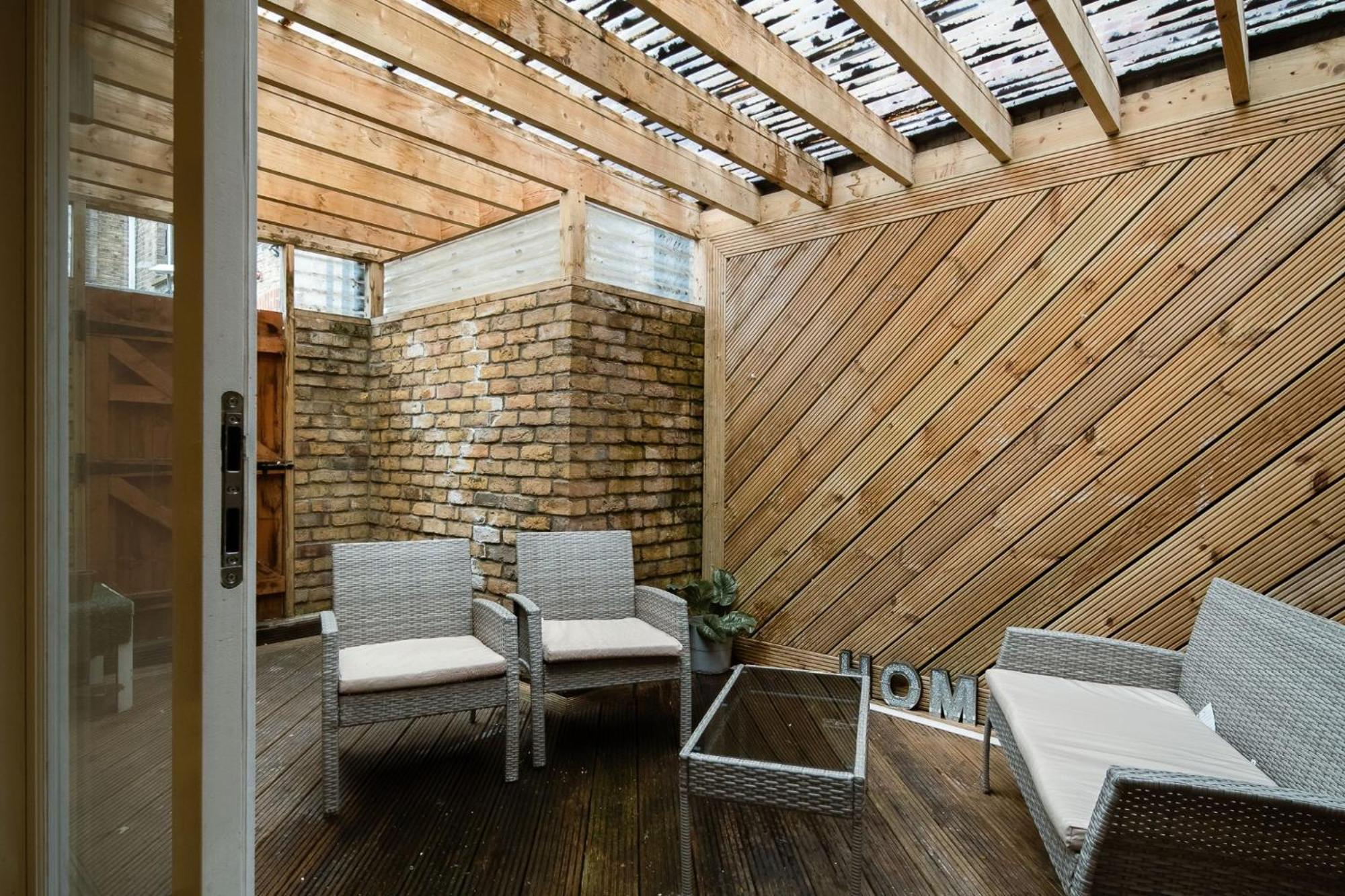 Вилла 2Bed House Twickenham With Private Garden Экстерьер фото